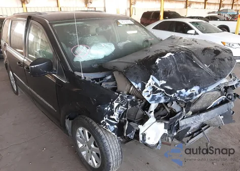 2014 Chrysler Town & Country Touring from USA, damaged, VIN 2C4RC1BG0ER402838